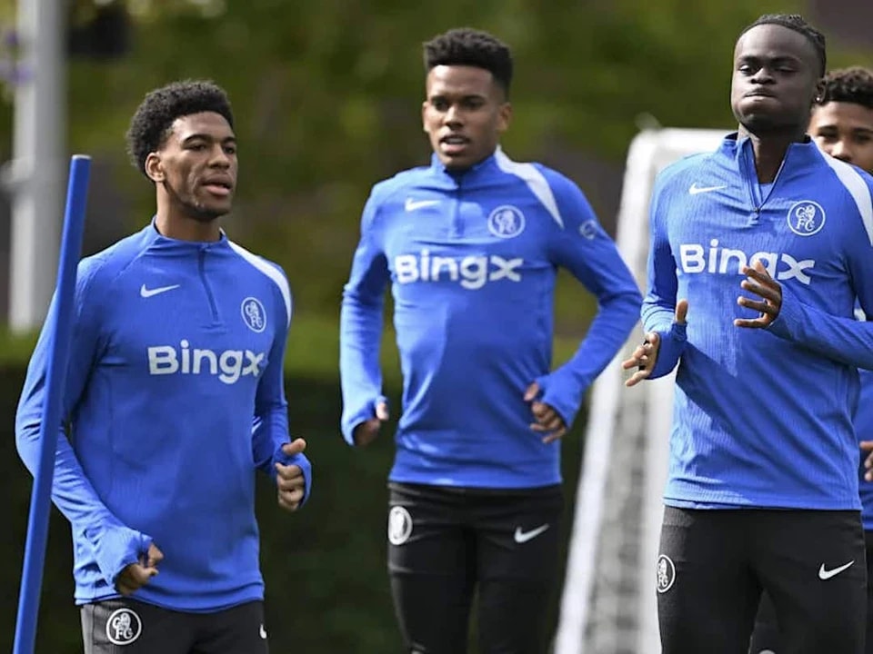 地点, 欧冠第六轮, 年仅 地点, 欧冠第六轮, 年仅