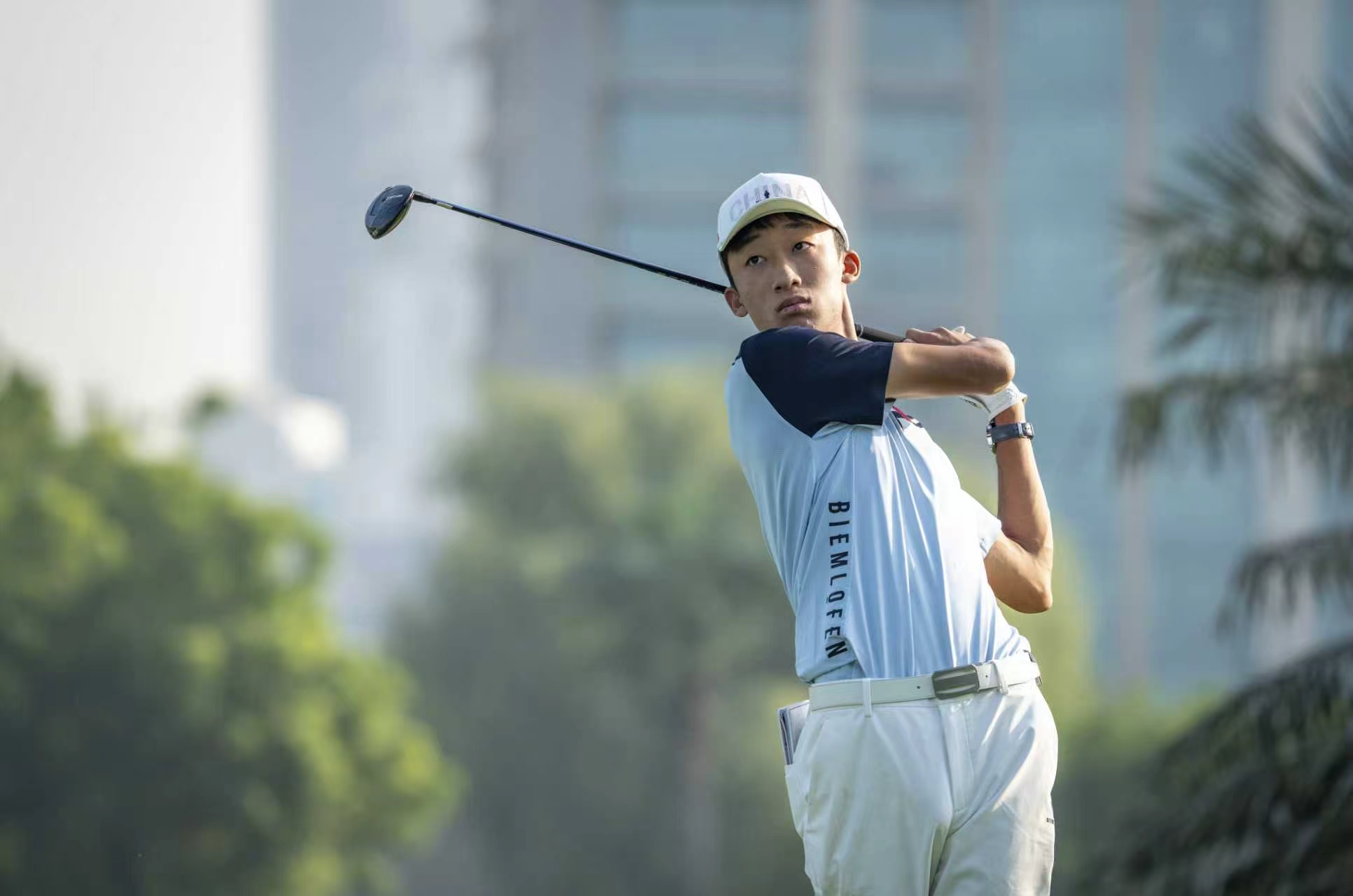 成绩打下来, 球失误