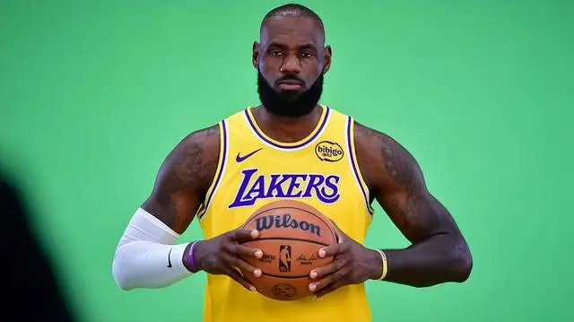 赛季阵容名, 前两位都拥 赛季阵容名, 前两位都拥